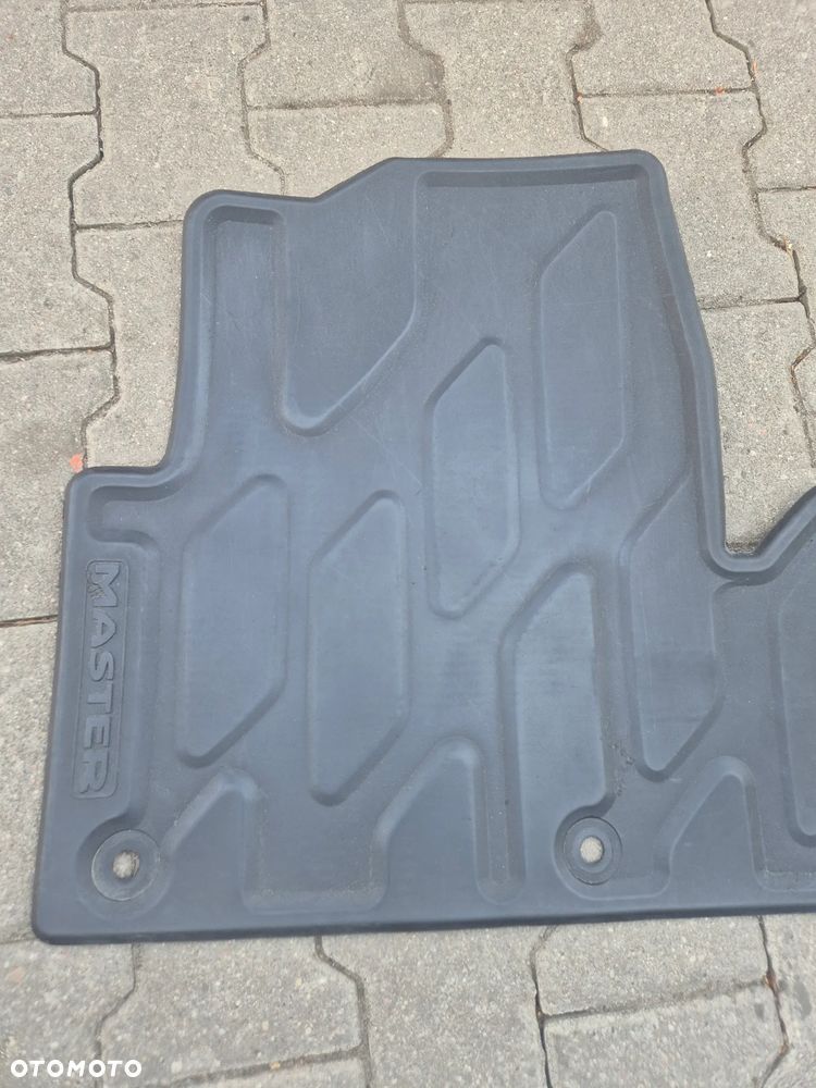 DYWANIK GUMOWY MASTER III MOVANO B  NV400 10r.+ - 2