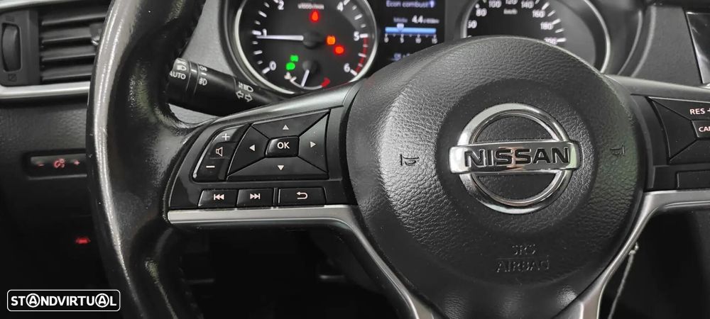 Nissan Qashqai 1.5 dCi Tekna Sport 17 - 31