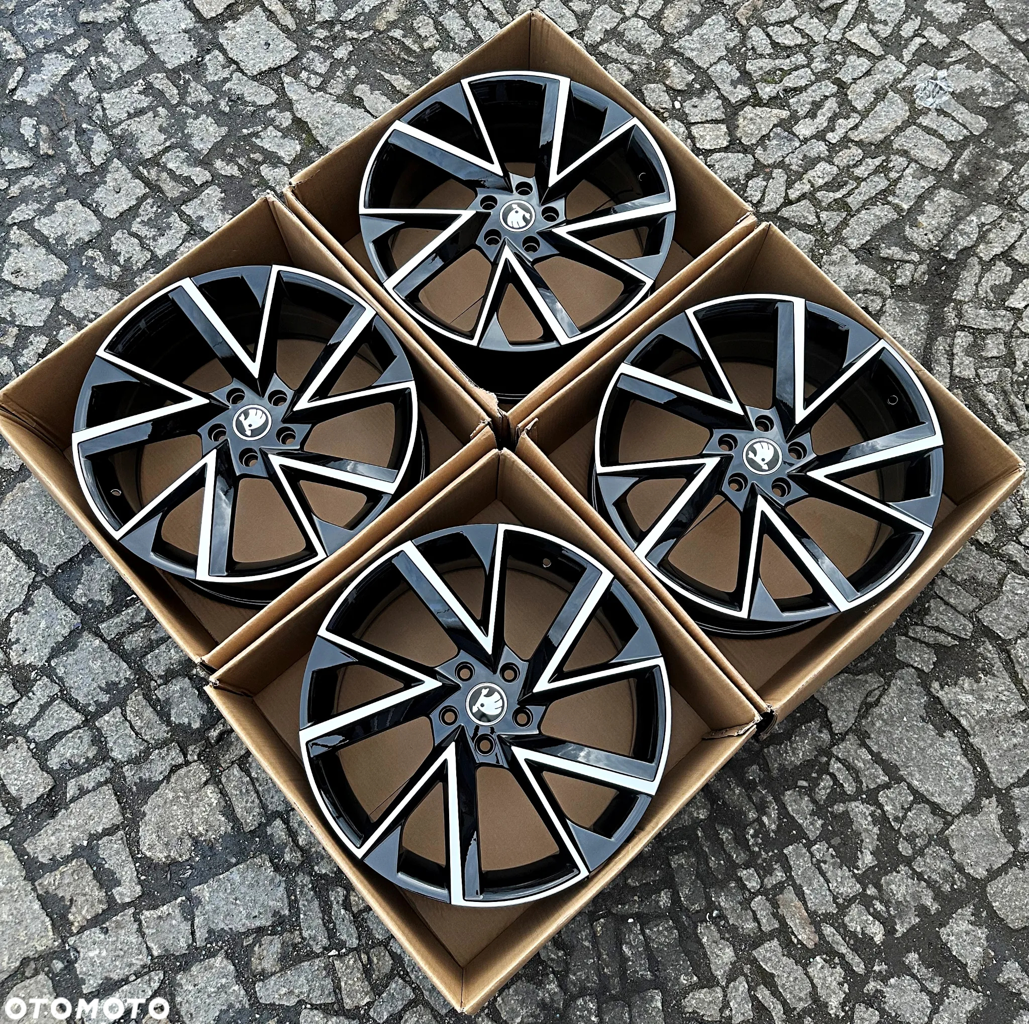 Felgi Alu NOWE 19 Skoda Superb Octavia Kodiaq Karoq 5x112 VEGA - 3