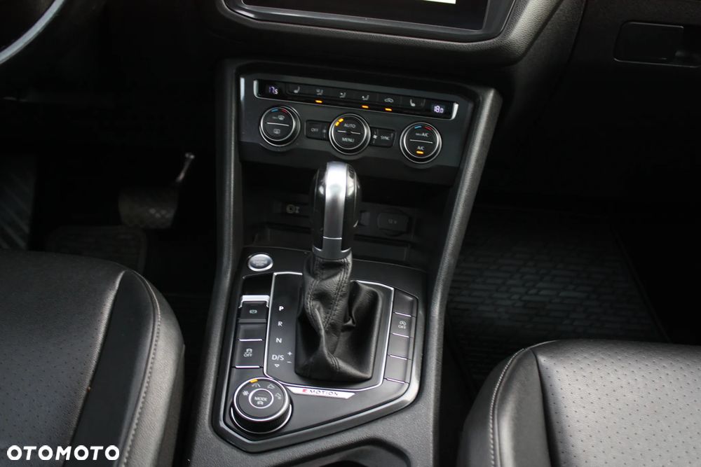 Volkswagen Tiguan Allspace 2.0 TSI 4Motion DSG Highline - 27