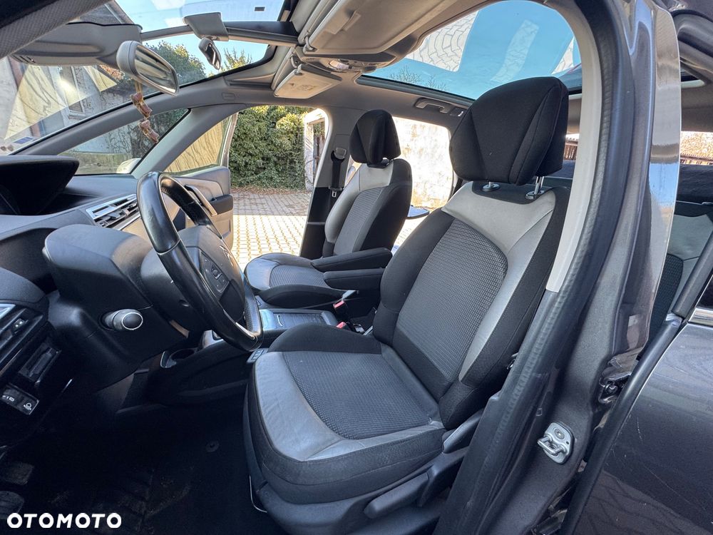 Citroën C4 Picasso - 11