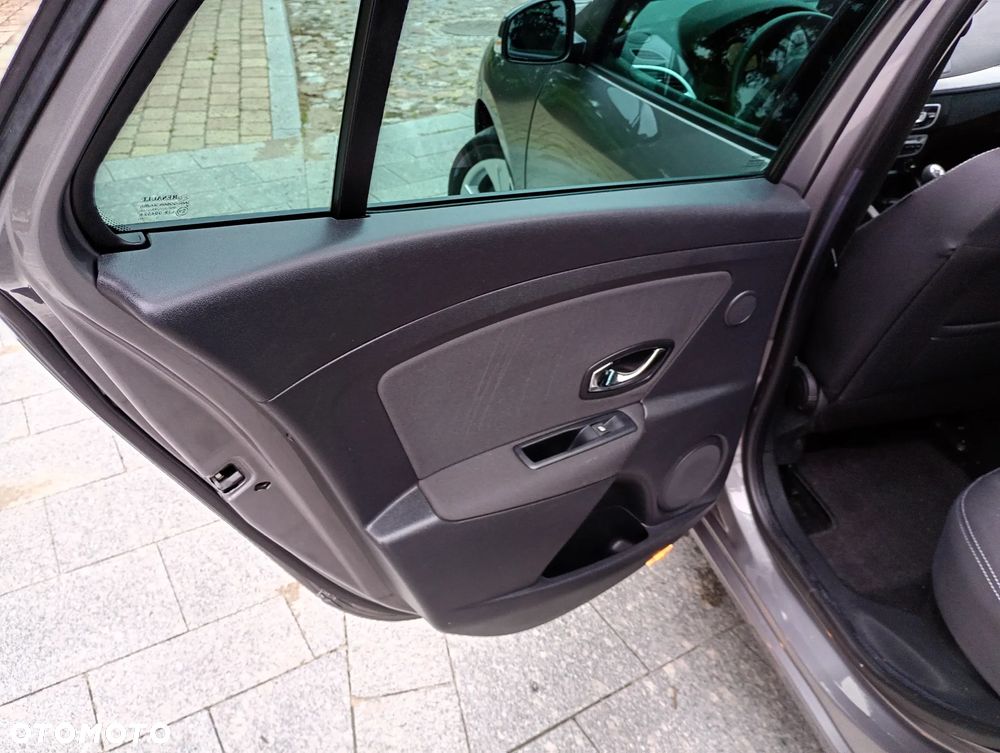 Renault Megane dCi 130 FAP Dynamique - 28