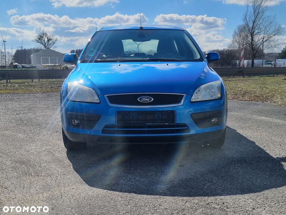 Ford Focus 1.6 Ghia - 6