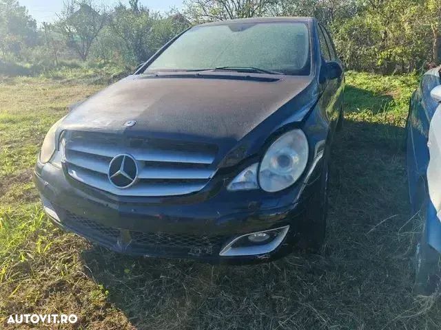 Dezmembrez Mercedes R -CLASS AN 2007 , 3,0D