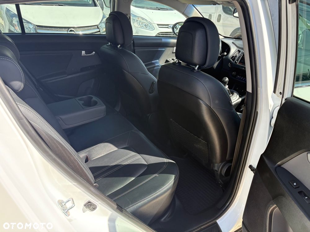 Kia Sportage 2.0 CRDI L AWD - 22