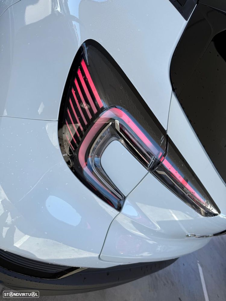 Renault Captur 1.0 TCe Techno Bi-Fuel - 14