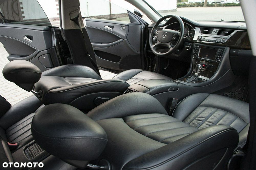 Mercedes-Benz CLS 500 7G-TRONIC - 34