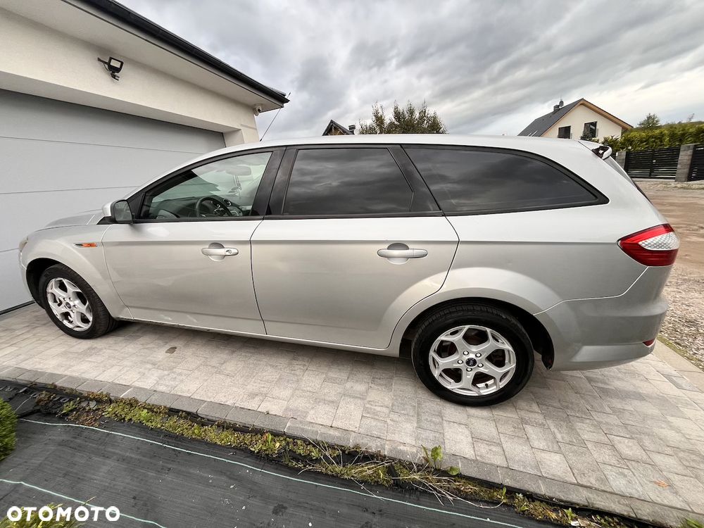 Ford Mondeo 1.8 TDCi Titanium - 23