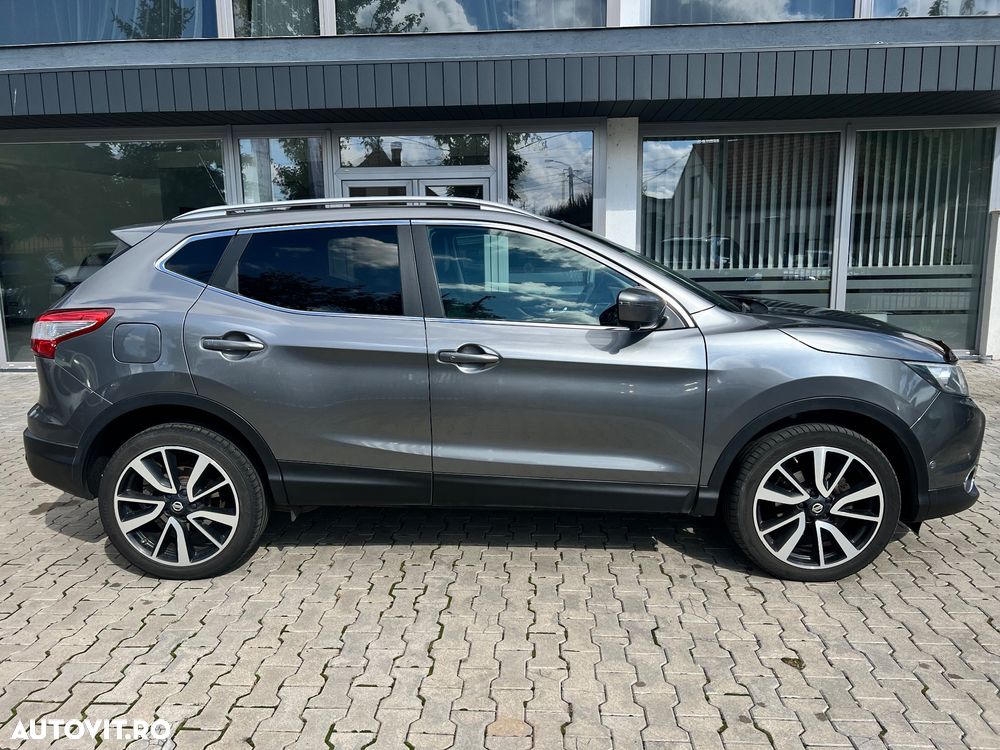 Nissan Qashqai 1.6 DCI Start/Stop 4X4-i Tekna - 2