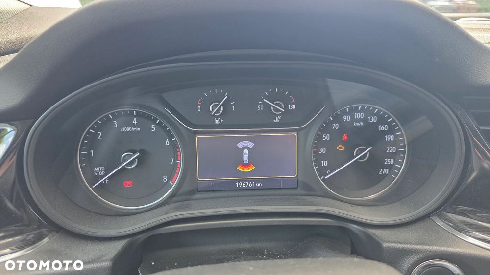 Opel Insignia 1.5 T Innovation S&S - 6