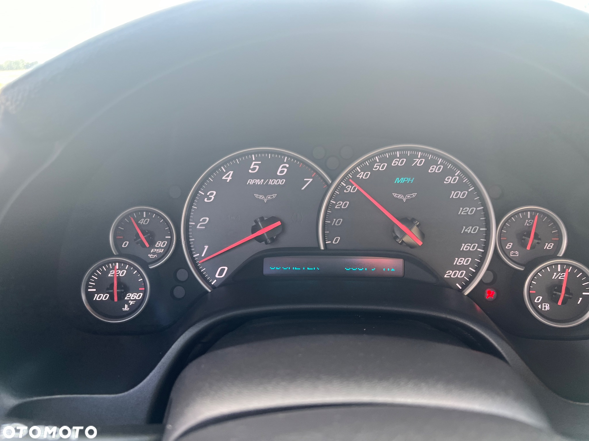 Chevrolet Corvette 6.0 V8 - 8