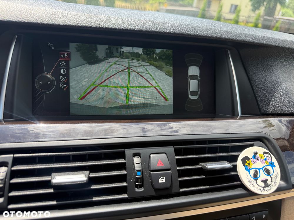 BMW Seria 5 528i xDrive Sport-Aut Luxury Line - 13