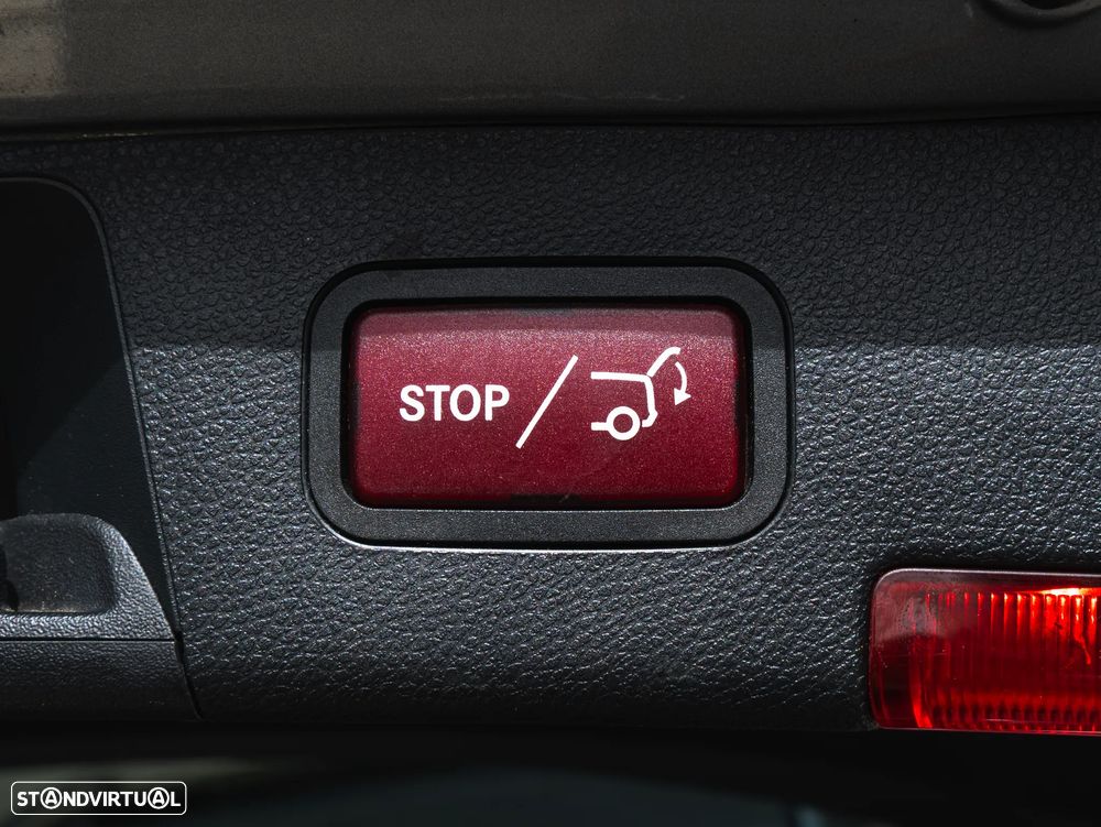 Mercedes-Benz C 250 Station CDI 7G-TRONIC Avantgarde Edition - 37