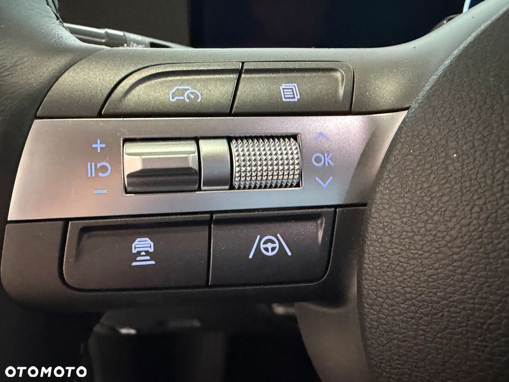 Hyundai Kona - 12