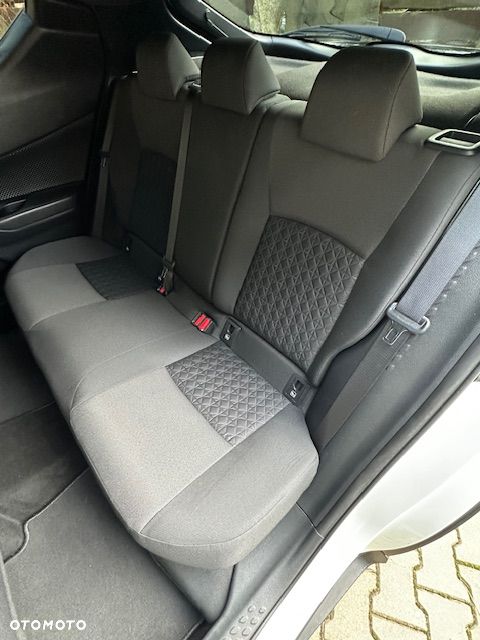 Toyota C-HR Business-Edition - 36