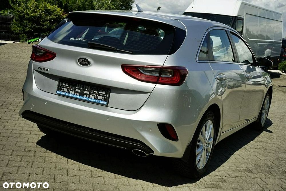 Kia Ceed - 6