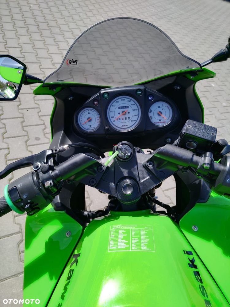 Kawasaki Ninja 250R - 6