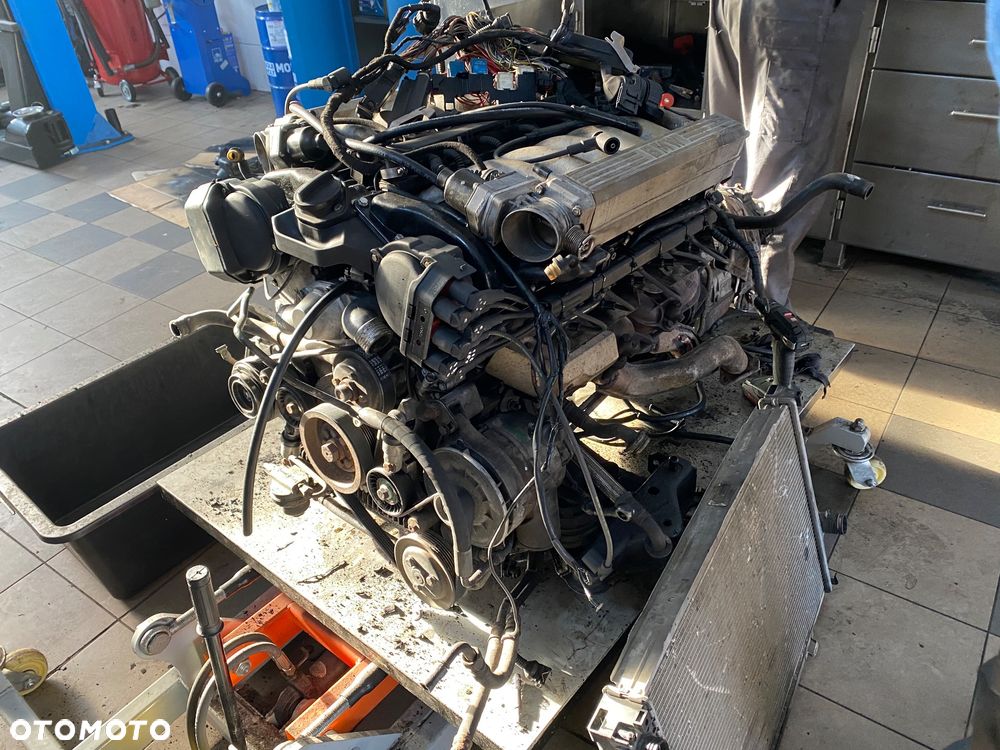 BMW Seria 8 - 15