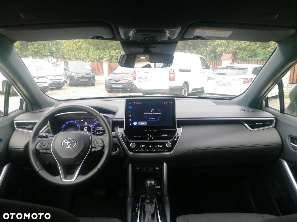 Toyota Corolla Cross - 15