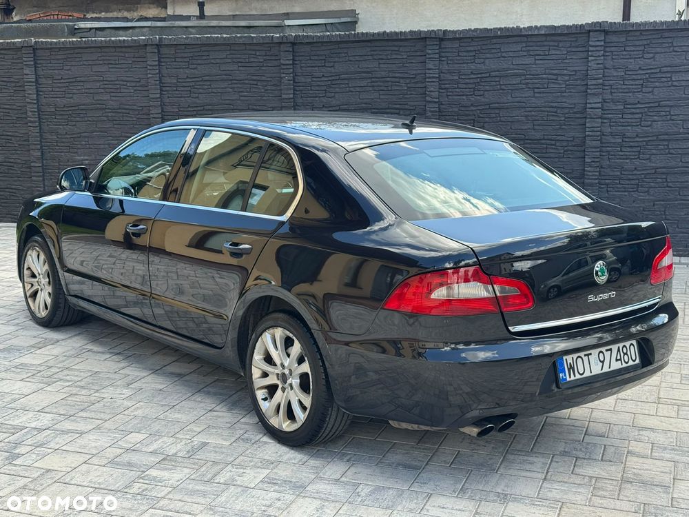 Skoda Superb 2.0 TDI Elegance - 9