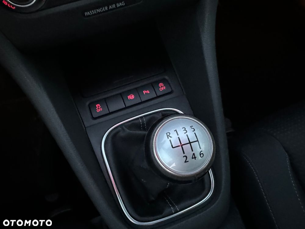 Volkswagen Golf 1.2 TSI Team - 14