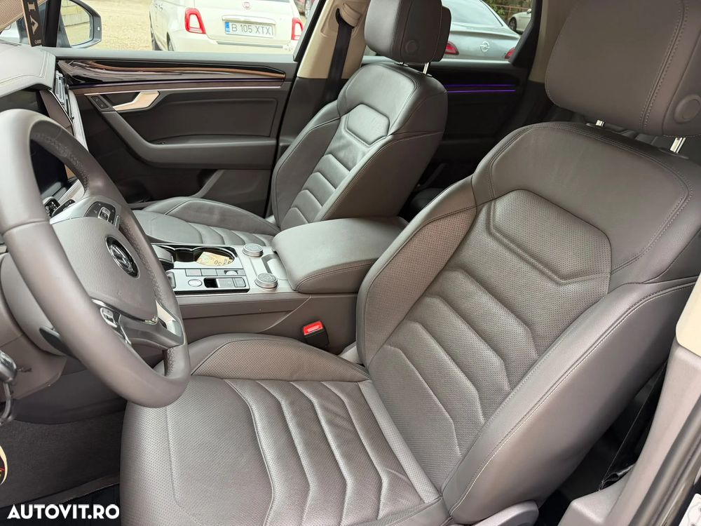 Volkswagen Touareg - 5