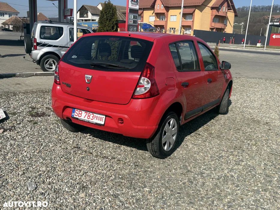 Dacia Sandero 1.2 16V Laureate - 2