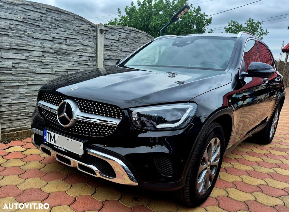 Mercedes-Benz GLC - 1