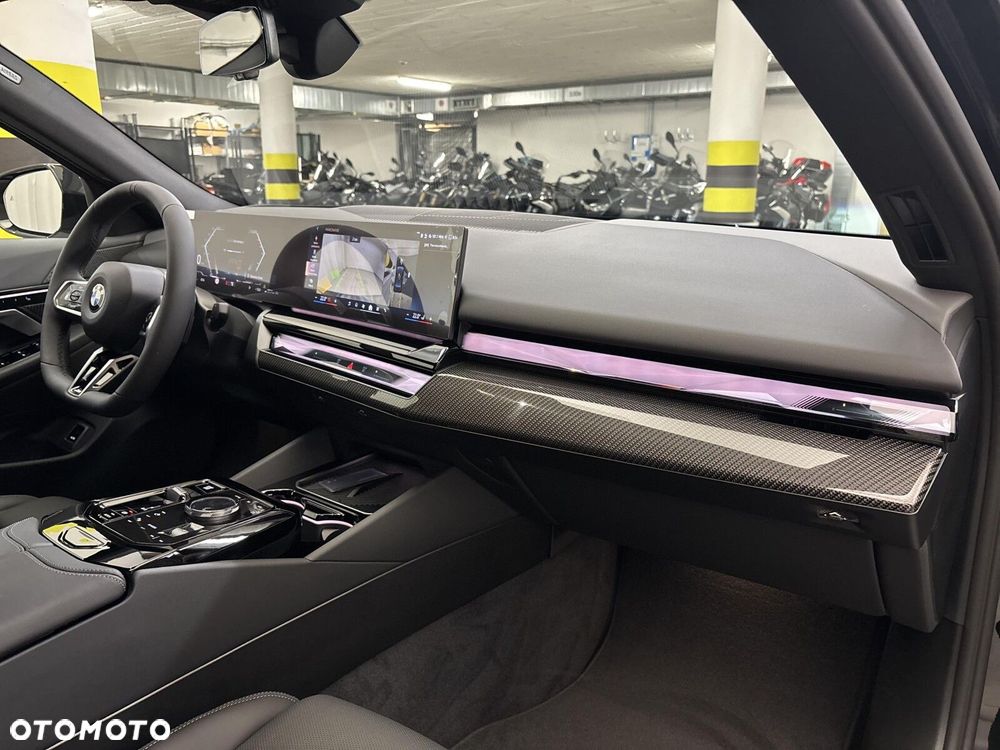 BMW Seria 5 - 22