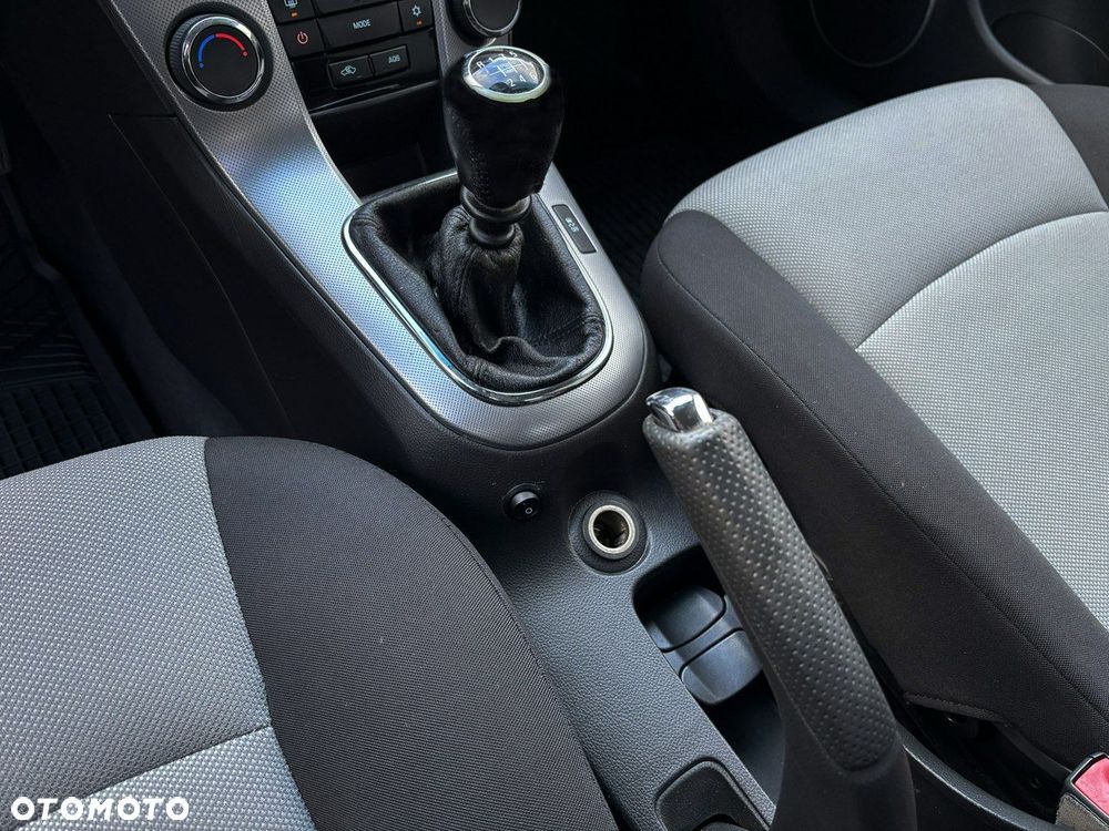 Chevrolet Cruze 2.0 D LT+ - 18