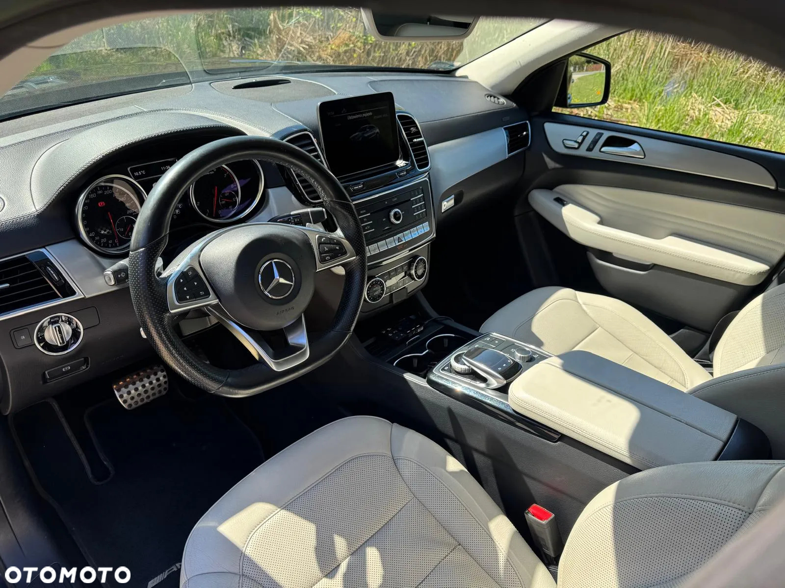 Mercedes-Benz GLE - 9