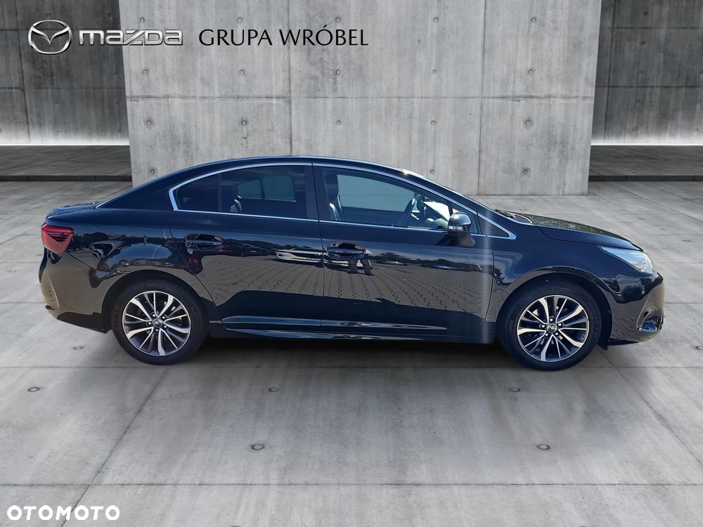 Toyota Avensis 1.8 Prestige - 4