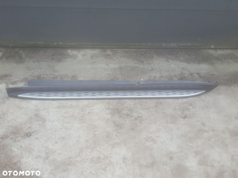 NAKŁADKA OSŁONA PROGU LEWA MERCEDES W166 GLE GL GLS ML A1666980025 PODŚWIETLANA B.ŁADNA - 1