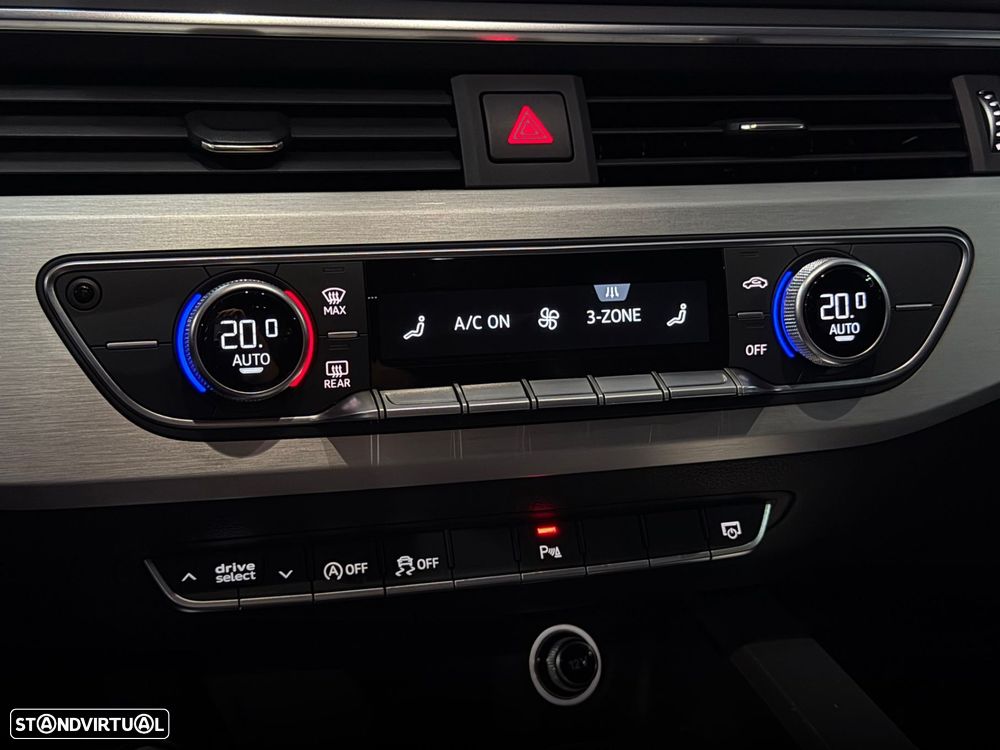 Audi A4 2.0 TDI S-line S tronic - 33