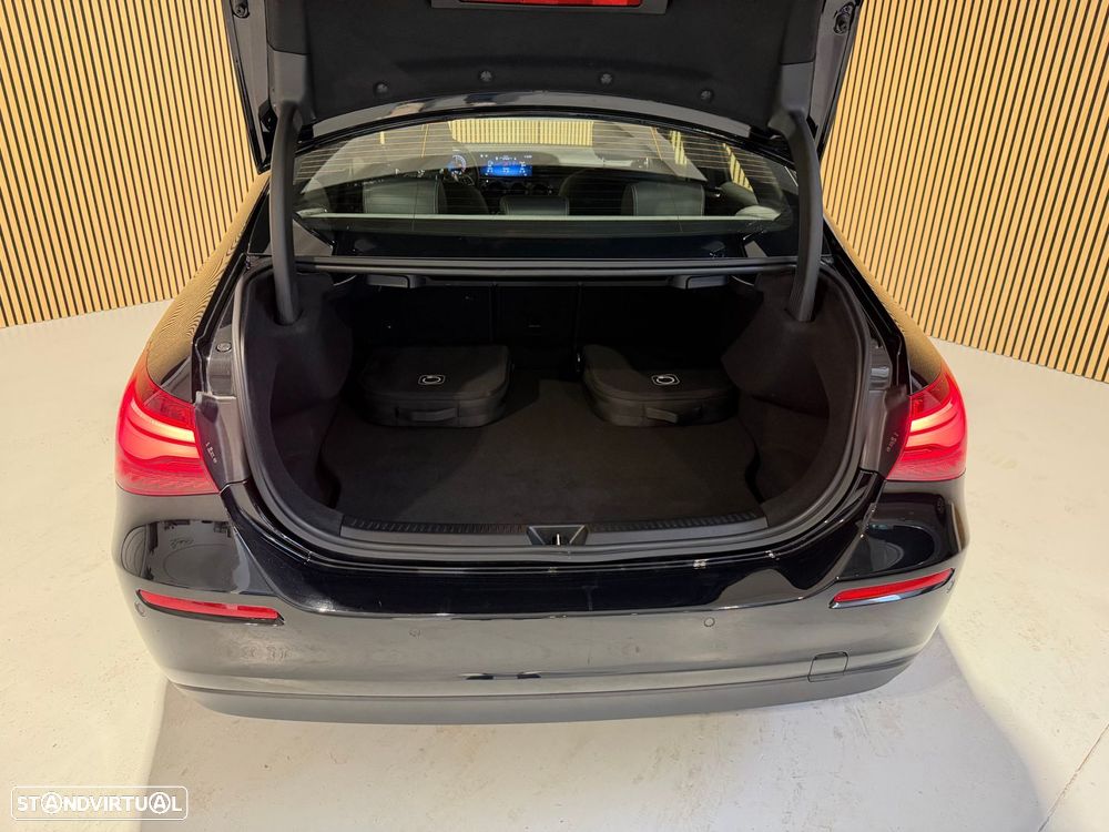 Mercedes-Benz A 250 Limousine e Style Plus - 23