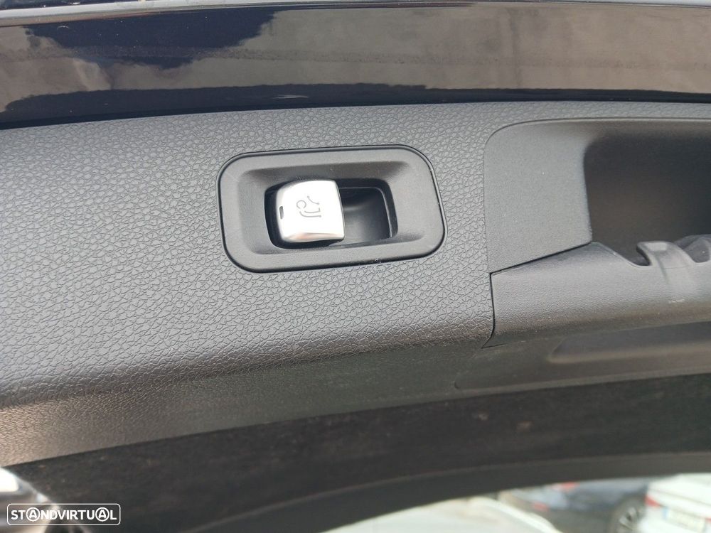 Mercedes-Benz E 300 de 4Matic 9G-TRONIC Avantgarde - 12
