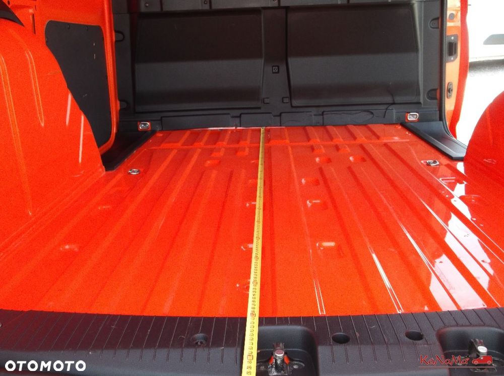 Volkswagen Caddy - 14