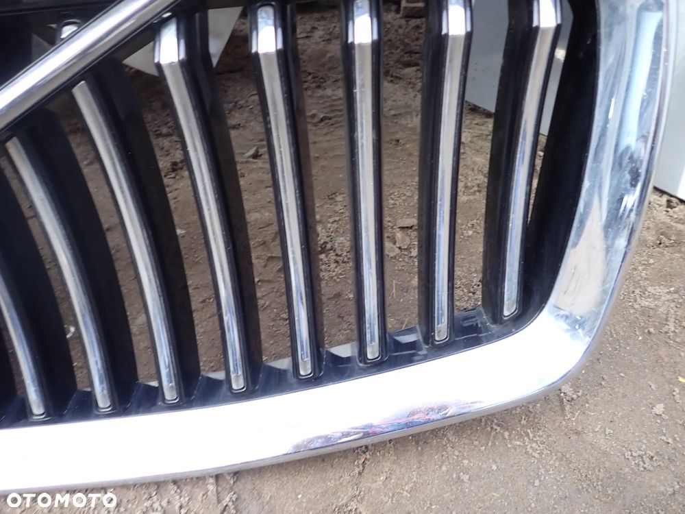 VOLVO XC90 II LIFT GRILL 31698385 - 3