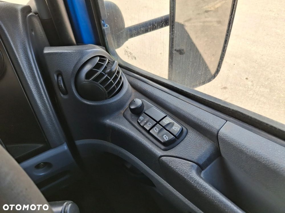 Mercedes-Benz Atego 1523 Zamiatarka FAUN Zamiatarka Uliczna Kamera Cofania Oświetlenie Ostrzegawcze Regulowane Zawieszenie - 15