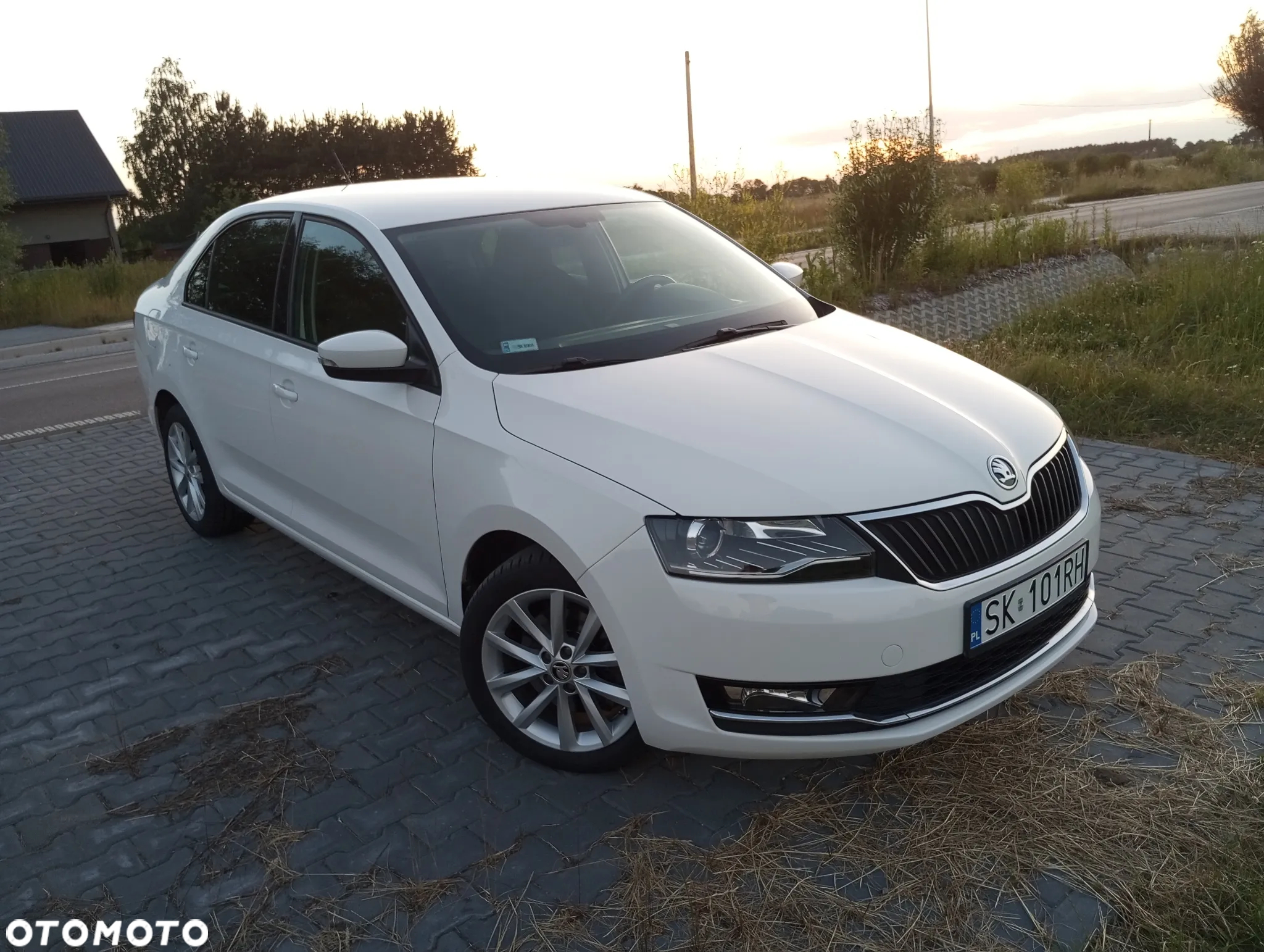 Skoda RAPID 1.0 TSI Style - 9