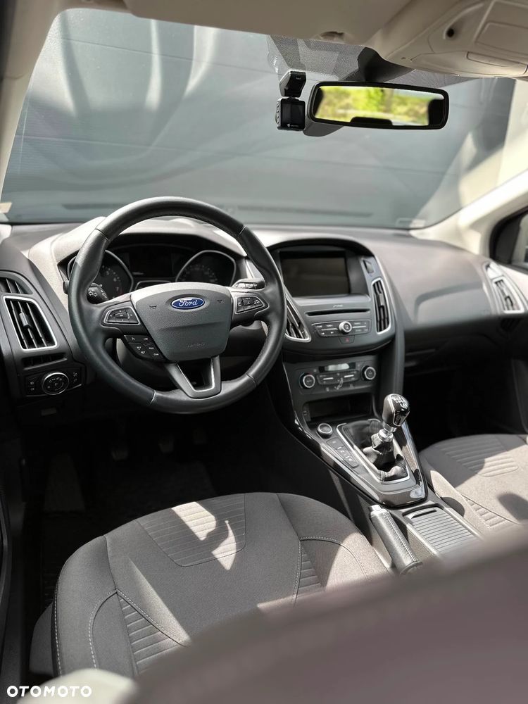 Ford Focus 1.0 EcoBoost Titanium - 7