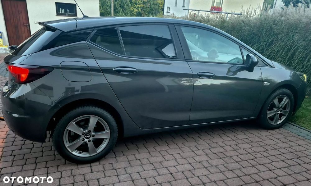 Opel Astra - 12
