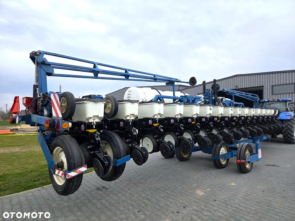 Inny Siewnik Kinze 3600 16 rzędowy, 2012 Rok, Stan Idealny - 8