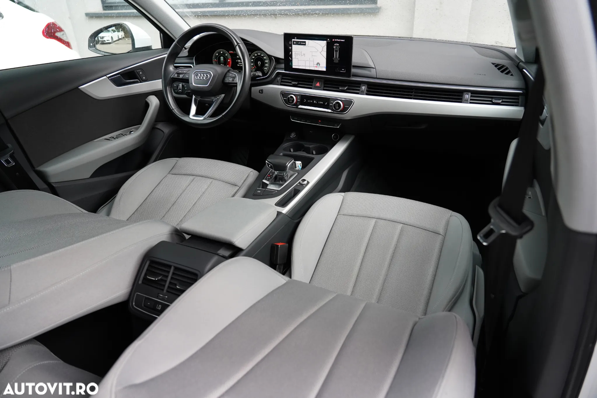 Audi A4 Avant 2.0 40 TDI S tronic MHEV Advanced - 8