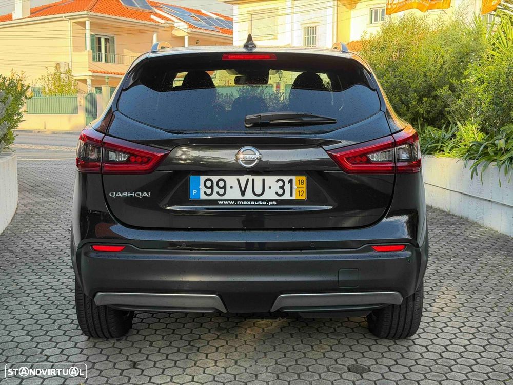 Nissan Qashqai 1.5 dCi N-Connecta - 23