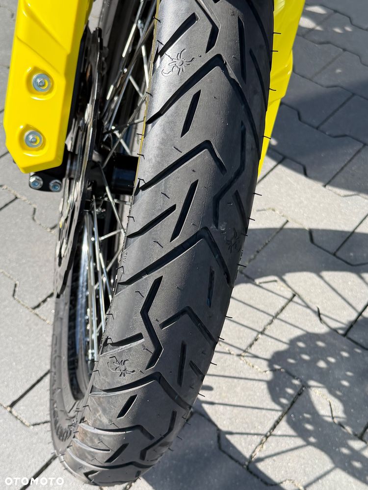 Suzuki V-STROM - 19