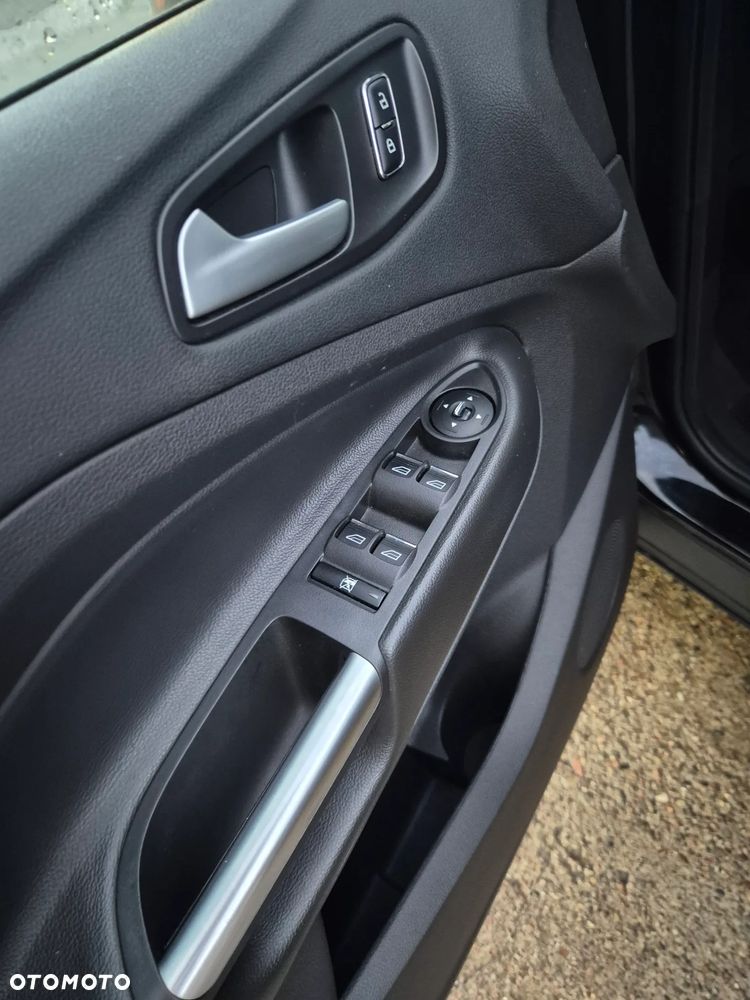 Ford Escape - 12