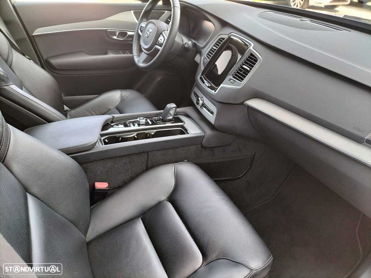 Volvo XC 90 - 19