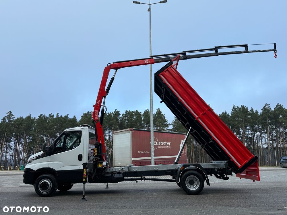 Iveco DAILY 72-180 3.0 HPI 170KM * HDS FASSI F 50* 2125kg Udźwig * Wywrotka 3 Stronna * 11 metrów wysuwu - 28