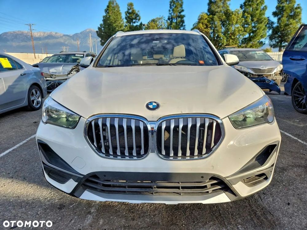 BMW X1 xDrive25i GPF Sport Line - 5